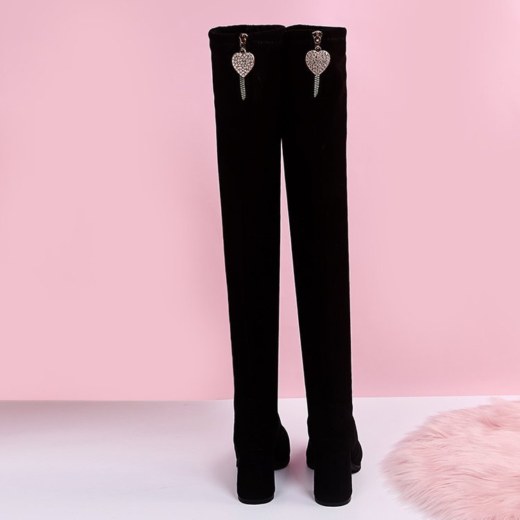 Lunessa Bottes – Élégance Infinie