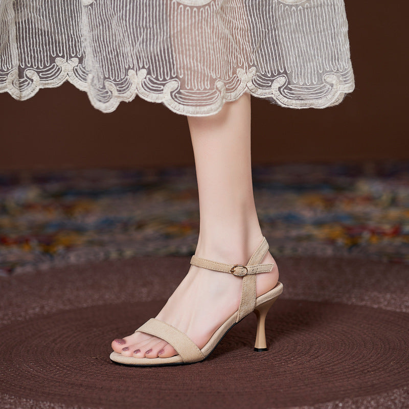 Serelia Talons – Élégance Minimaliste