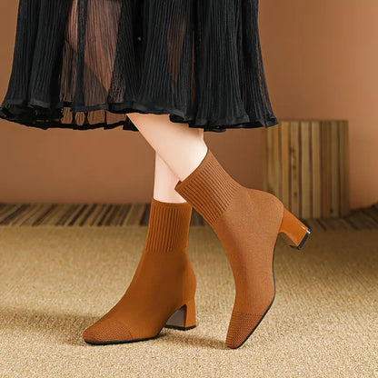 Velara Bottes – Mode Élégante